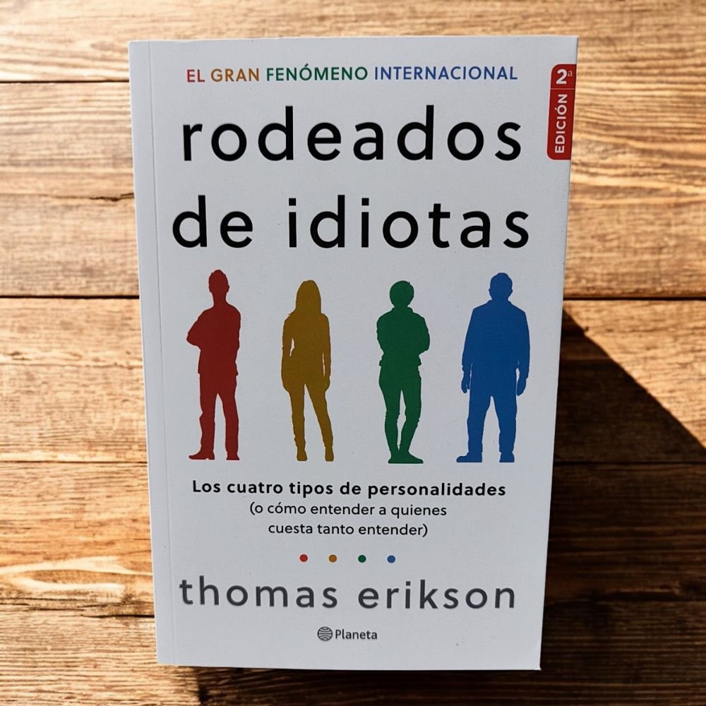 Rodeados de idiotas - Image 2