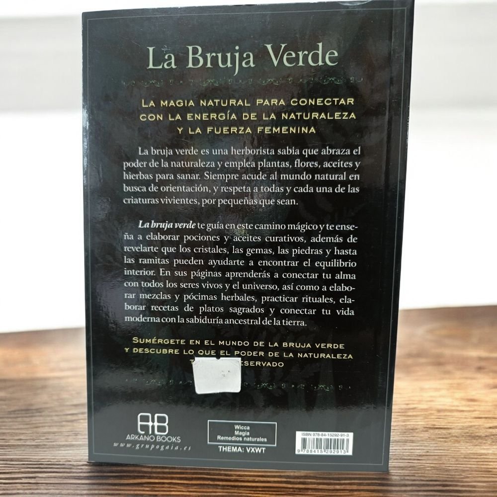 La bruja verde. Guía completa de magia natural con hierbas, flores, aceites esenciales y más - Image 3