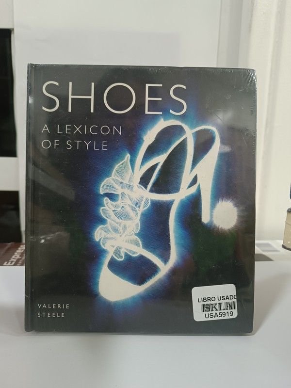 Shoes: A Lexicon of Style
